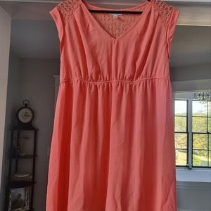 Liz Lange Maternity Blouse Large Floral Cutout